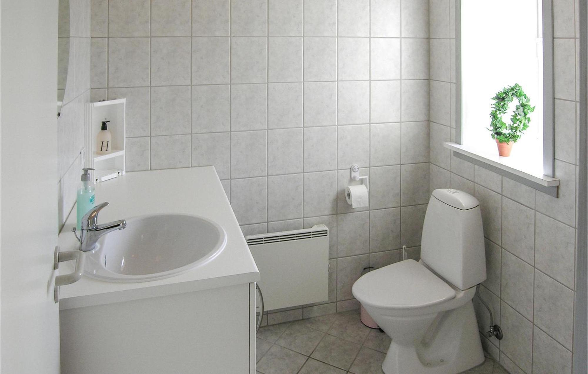 2 Bedroom Gorgeous Home In Hvide Sande Havrvig Екстериор снимка