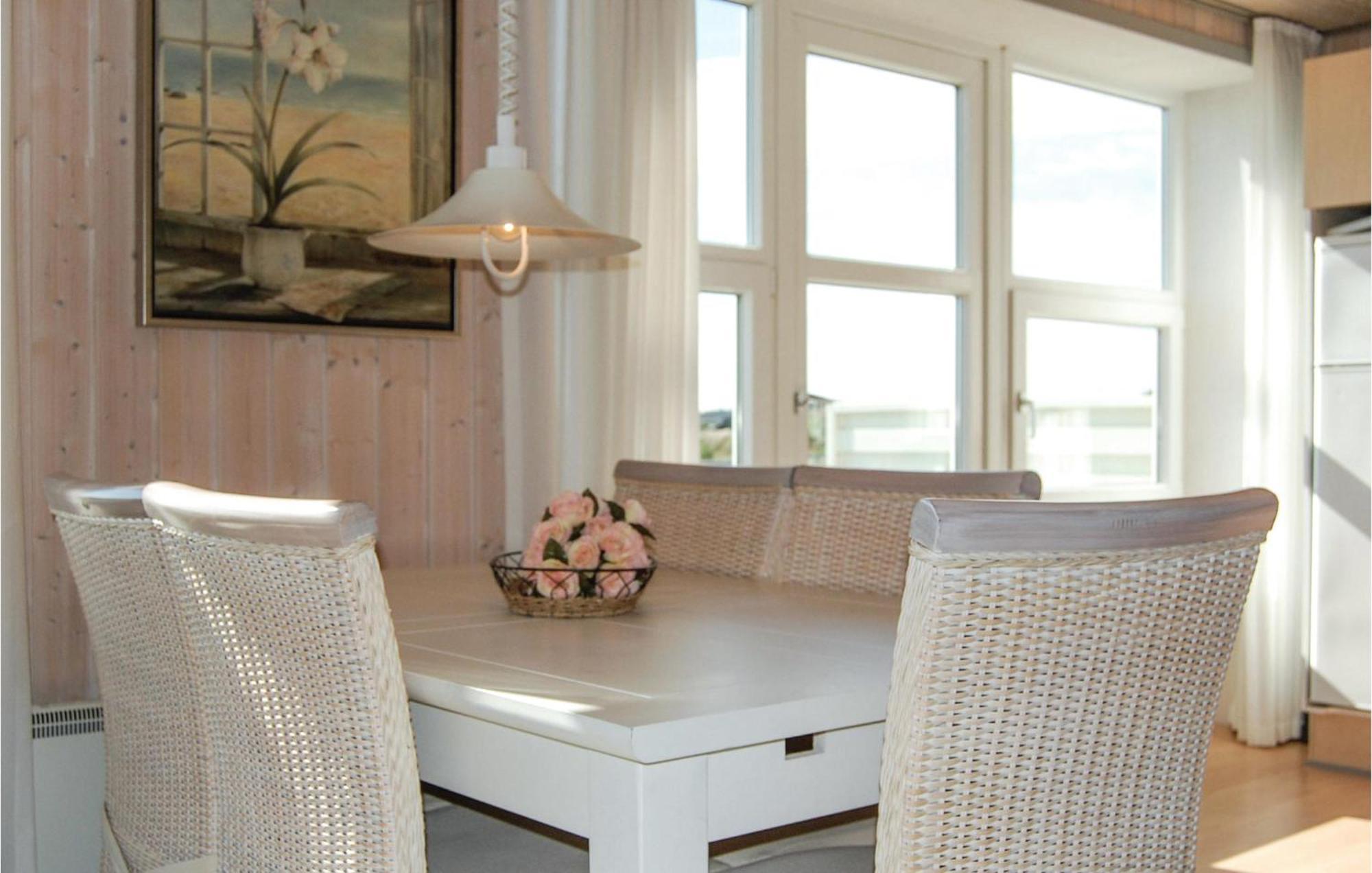 2 Bedroom Gorgeous Home In Hvide Sande Havrvig Екстериор снимка